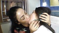 best of Lesbians kissing sexy