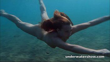 Mastodon reccomend girl freedive apnea underwater