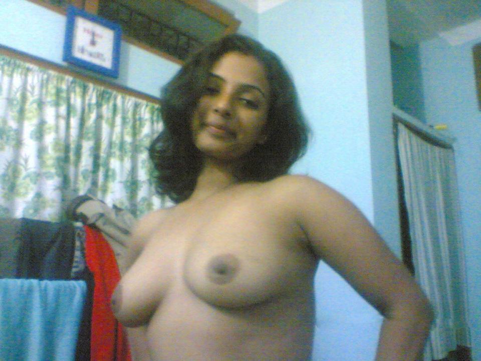 Nude marathigirl