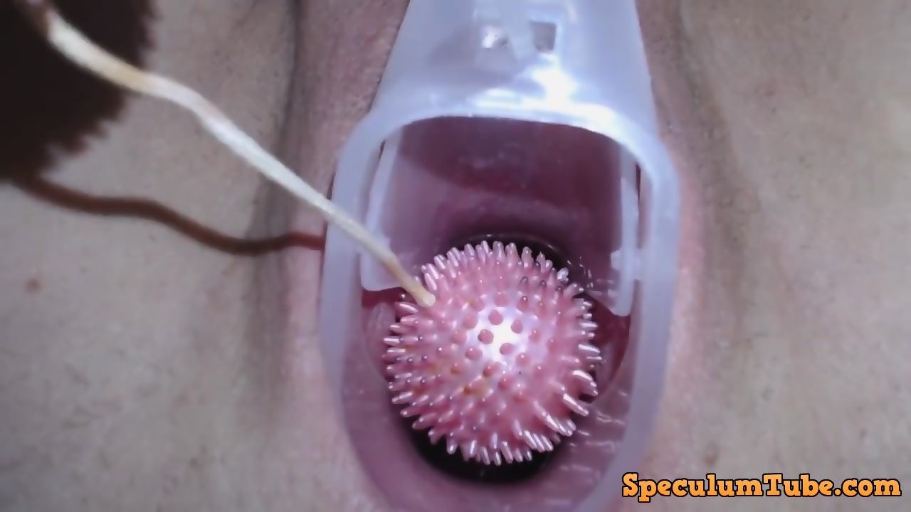 Teen cervix deep vagina with speculum
