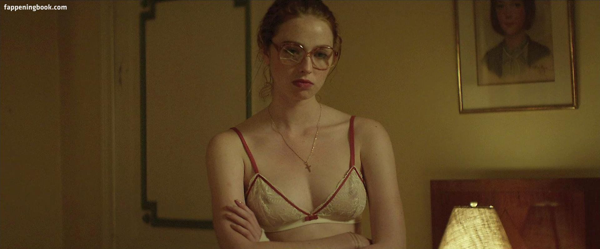 Boomerang recomended Freya Mavor - The Lady in the Car with Glasses and a Gun ().