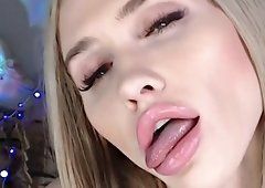 Tootsie recommendet mouth open tongue angelina fetish