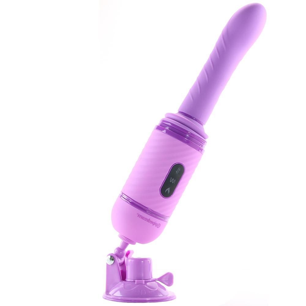 Playing with my new Rabbit vibrator makes my squirt and come.