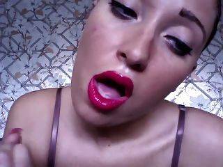 Lipstick gag