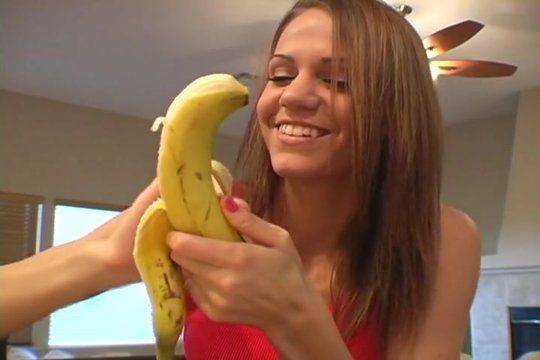 Knee-Buckler reccomend banana eating