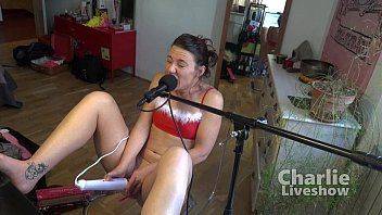 best of Liveshow squirt charlie